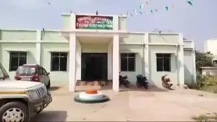 ଜୟପୁର: କୁନ୍ଦାରୀଗୁଡା ରାସ୍ତା ରେ ଜୟପୁର ଅବକାରୀ ଥାନାର ଚଢ଼ାଉ, ଜଣେ ଗିରଫ