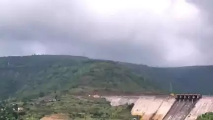 पाटण: तारळी धरणातून शनिवारी रात्री बाराच्या सुमारास नदीपात्रात पाणी सोडणार; नदीकाठच्या शेतकऱ्यांना दक्षता घेण्याचे आवाहन