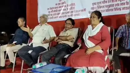 ব্যারাকপুর ২: প্রধানমন্ত্রী রাজ্যে আসছেন ভোটের প্রচারের জন্য হেলিকপ্টার যাত্রা শুরু করতে, খড়দহে প্রধানমন্ত্রীর রাজ্য সফরকে কটাক্ষ সুজ