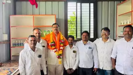 बदनापूर: चनेगाव येथे आमदार नारायण कुचे यांच्या हस्ते कृषी सेवा केंद्राचे करण्यात आले उद्घाटन