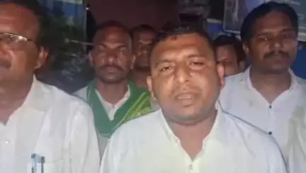 નાંદોદ: કેવડીયા બચાવો આંદોલન ના વકિલ ટીમ પણ રાજપીપલા પોંહચીMLA ચૈતરભાઈની ગેર બંધારણીય ધડપકડ વિરુદ્ધ કાર્યવાહી ચાલું કરી દિધી છે.