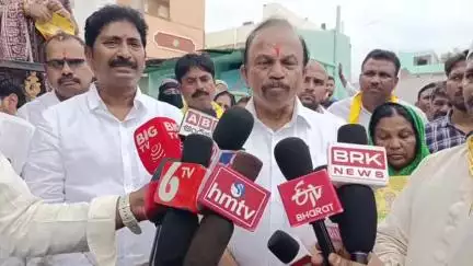 గిద్దలూరు: గిద్దలూరు లో పర్యటించిన ఎంపీ శ్రీనివాసులు రెడ్డి, తన రాజకీయ వారసుడి గురించి మీడియాకు వెల్లడి