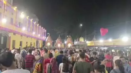 ଛତ୍ରପୁର: ଗୋଷାଣୀନୂଆଗାଁ ଠାରେ ପବିତ୍ର ବାହୁଡା ଯାତ୍ରା ପାଳିତ, ଜନ୍ମବେଦୀ ଛାଡ଼ି ରତ୍ନବେଦୀକୁ ଯାତ୍ରା କଲେ ମହାପ୍ରଭୁ