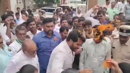 ಯಾದಗಿರಿ: ನಗರಕ್ಕೆ ಜೆಡಿಎಸ್ ಯುವ ಘಟಕದ ಅಧ್ಯಕ್ಷ ನಿಖಿಲ್ ಕುಮಾರಸ್ವಾಮಿ ಆಗಮನ, ಕುಂಭ ಕಳಸದೊಂದಿಗೆ ಸ್ವಾಗತ
