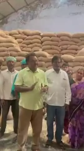హుజూర్ నగర్: ఆ విధానాలను తిప్పికొట్టాలని హుజూర్నగర్ లో కార్మికులకు పిలుపునిచ్చిన టిఎన్టియుసి రాష్ట్ర ప్రధాన కార్యదర్శి రోశపతి