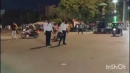 खलीलाबाद: खलीलाबाद में मोटर वाहन अधिनियम के अंतर्गत 218 वाहनों से ₹2,58,500 का सम्मन शुल्क वसूल किया गया
