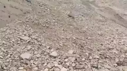 स्वारघाट: पट्टा में भूस्खलन से तबाही, निर्माणाधीन पेट्रोल पंप और खेतों को हुआ भारी नुकसान