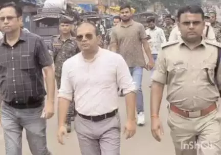 चांदवा: मुहर्रम को लेकर प्रशासन ने शहर में किया फ्लैग मार्च, शांतिपूर्ण माहौल में पर्व मनाने की अपील
