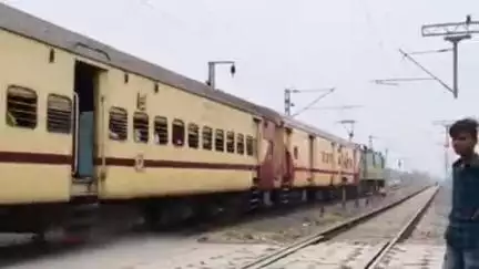 शेखपुरा: मधुपुर-बनारस श्रावणी मेला स्पेशल ट्रेन का शेखपुरा में ठहराव, कावड़ यात्रियों को मिलेगी सुविधा