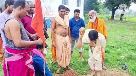 ବାଲିଗୁଡା: ବାଲିଗୁଡା ଦଣ୍ଡପଦର ଗ୍ରାମରେ, ମା ଦଖୀଣକାଳି ଙ୍କ ମନ୍ଦିର ନିର୍ମାଣ ନିମନ୍ତେ ଶୁଭ କାଯ୍ୟକ୍ରମ ଅନୁଷ୍ଠିତ