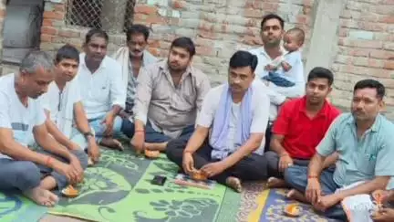 सिराथू: अजुहा में नवदुर्गा पूजा कमेटी के पदाधिकारियों का गठन, दिए गए दिशानिर्देश