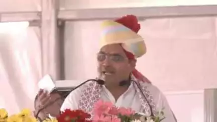 पचपदरा: मुख्यमंत्री भजनलाल शर्मा और सिक्किम के राज्यपाल ओम माथुर आज बालोतरा के दौरे पर रहे, अधिकारियों ने किया स्वागत