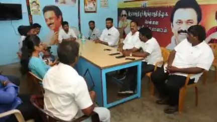 திருவொற்றியூர்: தேரடியில் உள்ள திமுக கிழக்கு பகுதி அலுவலகத்தில் MLA கே.பி.சங்கர் தலைமையில் ஆலோசனைக் கூட்டம்