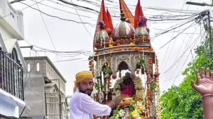 মুর্শিদাবাদ জিয়াগঞ্জ: নবাবের শহরে সাম্প্রদায়িক সম্প্রীতিকে প্রাধান্য অনন্য নজির