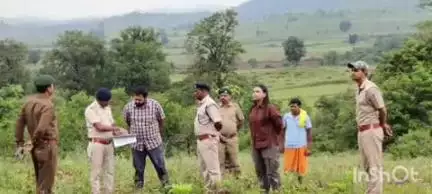 ମାଲକାନଗିରି: ଚିତ୍ରକୋଣ୍ଡା ବ୍ଲକ ରେ ବନ ବିଭାଗ ପକ୍ଷରୁ ଜାରି Krwa0 କାର୍ଯ୍ୟଗୁଡିକର ସମୀକ୍ଷା ସହ ବୃକ୍ଷ ରୋପଣ କାର୍ଯ୍ୟ ର ତଦାରଖ କରିଛନ୍ତି ଦିଏଫଓ