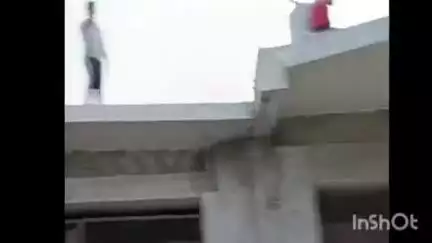 कोल: अकराबाद में दलित किशोर के साथ मारपीट की घटना, दबंगों पर बंधक बनाकर पीटने का आरोप, हंगामे का वीडियो आया सामने