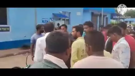 খাতড়া: খাতড়ার ৯ ই জুলাই সাধারণ ধর্মঘটের সমর্থনে CPIM কর্মীসভা ও পরে মিছিল ও পথসভা অনুষ্ঠিত হয়