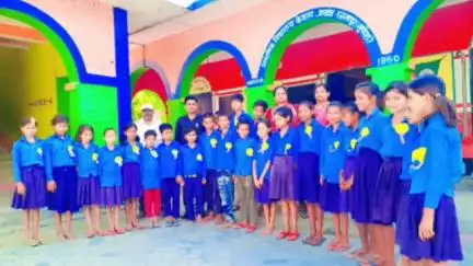 छातापुर: छातापुर के केवला स्कूल में निपुण दिवस हर्षोल्लास के साथ मनाया गया