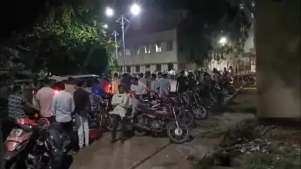 खंडवा नगर: दोंदवाड़ा के समीप सड़क हादसे में युवक की हुई मौत, बाबा खाटू श्याम का निशान लेकर आ रहा था मृतक