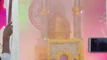 जगदीशपुर: जगदीशपुर नगर में मोहर्रम पर्व पर निकाली गई आकर्षक ताजिया, उमड़ी लोगों की भीड़