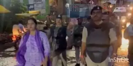 गंधवानी: आगामी त्योहारों को लेकर गंधवानी नगर के प्रमुख मार्गों पर लगे CCTV कैमरे, तहसीलदार व टीआई ने निकाला फ्लैग मार्च