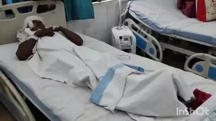 सासाराम: धनाव गांव में जमीनी विवाद को लेकर दो पक्षों में हुई मारपीट में पति-पत्नी घायल, ट्रामा सेंटर में भर्ती