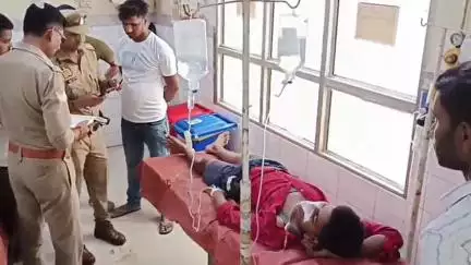 एटा: गांव नरहरा निवासी 18 वर्षीय युवक ने अज्ञात कारणों से खाया जहर, मेडिकल में भर्ती, सूचना पर पहुंची पुलिस जांच में जुटी