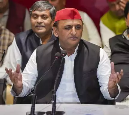 लगता है ‘सांड समाचार’ के बाद ‘भैंस समाचार’ का कॉलम भी शुरू करना पड़ेगा, वीडियो में देखिए ऐसा क्यों बोले अखिलेश यादव