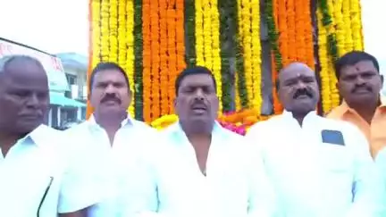 పటాన్​​చెరు: ఆదర్శప్రాయుడు బాబు జగ్జీవన్ రామ్ 39వ వర్ధంతిని పురస్కరించుకొని కాంస్య విగ్రహానికి ఘన నివాళులు : ఎమ్మెల్యే