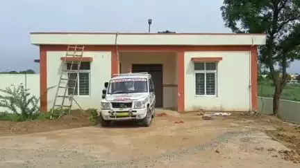 గిద్దలూరు: కొమరోలు మండలం అక్కపల్లె సమీపంలోని ప్రేమ జంట ఉరివేసుకొని ఆత్మహత్య, వరుస కాకపోవడంతో మందలించిన కుటుంబ సభ్యులు