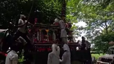 सुपौल: मुख्यालय सहित पूरे जिले में ताजिया के साथ जुलूस निकाला गया, लाठी खेल से लोगों ने दिखाया करतब