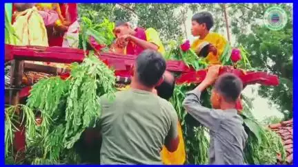 #खरसावां: जोजो कुड़मा में बारिश के बीच मौसीबाड़ी से लौटे महाप्रभु जगन्नाथ