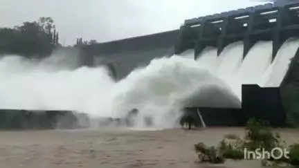 पालघर: सूर्या प्रकल्पाच्या धामणी धरणाचे पाचही दरवाजे उघडले, नदीकाठच्या गावांना सतर्कतेचा इशारा