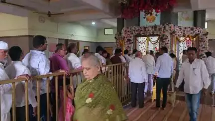 कळवण: कळवणच्या श्री .विठ्ठल मंदिरात भाविकांची मांदियाळी