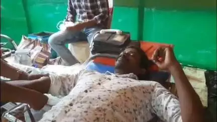 শান্তিপুর: ফুলিয়াতে ডঃ শ্যামাপ্রসাদ মুখোপাধ্যায়ের জন্মবার্ষিকী উপলক্ষেবআয়োজন করা হলো স্বেচ্ছায় রক্তদান শিবির,উপস্থিত বিধায়ক