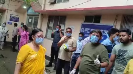 করিমগঞ্জ: শ্রীভূমি সিভিল হাসপাতাল প্রাঙ্গনে এক বিশেষ সাফাই অভিযানের আয়োজন,উপস্থিত জেলাশাসক