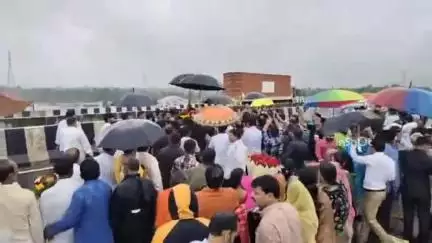 होशंगाबाद नगर: घानाबढ़ के पास फोरलेन मार्ग पर भाजपा कार्यकर्ताओं ने प्रदेश अध्यक्ष हेमंत खंडेलवाल का किया स्वागत