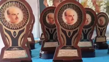 কাঁকসা: ডক্টর শ্যামাপ্রসাদ মুখার্জির জন্ম দিবস উপলক্ষ্যে ডাকবাংলোয় বিজেপির পক্ষ থেকে আয়োজিত স্বেচ্ছায় রক্তদান শিবির