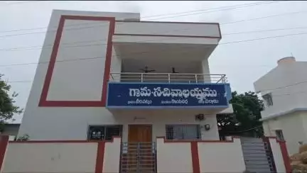 వీరవట్నం గ్రామంలో సాగునీటి సంఘం భవనం శిలాఫలకన్నీ ధ్వసం చేసిన గుర్తుతెలియని వ్యక్తులు
