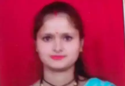 बाराकोट की नदेड़ा ग्राम सभा से किरन जोशी बनी निर्विरोध ग्राम प्रधान। ग्रामीणों को दिया धन्यवाद।