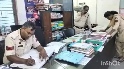 जशपुर: फेसबुक-इंस्टाग्राम पर फर्जी आईडी बनाकर लड़कियों से दोस्ती कर लूट करने वाला नाबालिक पहुंचा सुधार गृह