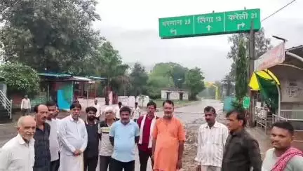 नरसिंहपुर: बोहानी में इंटरसिटी व राजकोट ट्रेन के स्टॉपेज की मांग उठी, ग्रामीणों ने चलाया अभियान