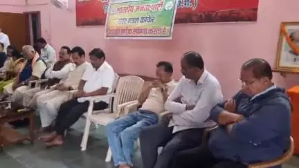 कांकेर: अलबेला पारा स्थित जिला कार्यालय कमल सदन में मनाई गई जनसंघ के संस्थापक डॉक्टर श्यामा प्रसाद मुखर्जी की जयंती