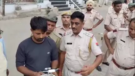 राजगढ़: राजगढ में इस बार ताजियों के दौरान पुलिस प्रशासन ड्रोन कैमरे से करेगा निगरानी, निकलेगा फ्लैग मार्च