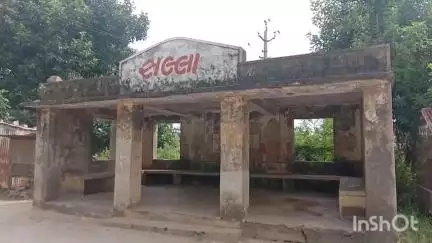 સલ્લા ખાતે 250 લોકોને મકાનોના દબાણો દૂર કરવા માટેની તંત્ર દ્વારા નોટિસ ફટકારતા ગ્રામજનોમાં ફફડાટ