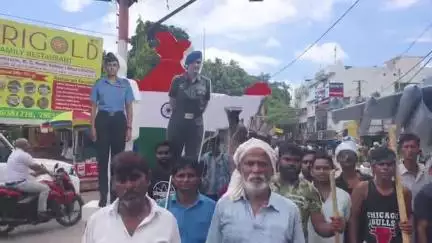 कटिहार: कटिहार शहर में मोहर्रम पर 63 कमेटियों ने निकाला ताजिया जुलूस, उमड़ी भीड़