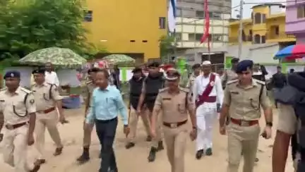 नवादा: मोहर्रम को लेकर नवादा में सुरक्षा के कड़े इंतजाम, आईजी, एसपी व डीएम ने पूरी तरह अलर्ट होकर रोड पर उतरे अधिकारी