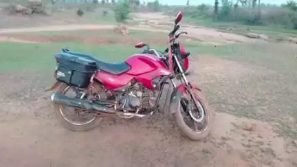 जामा: जामा चौक स्थित मां अंबे इलेक्ट्रॉनिक्स दुकान के बाहर से हीरो ग्लैमर बाइक चोरी, मालिक परेशान