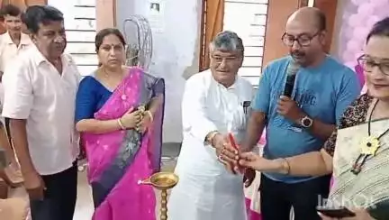 চুঁচুড়া-মগরা: চুঁচুড়ায় রক্তদান শিবিরের উদ্বোধন করেন বিধায়ক