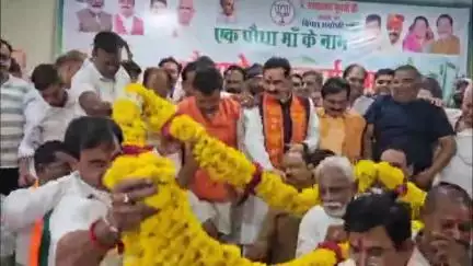 दतिया नगर: जिला BJP कार्यालय में श्यामा प्रसाद मुखर्जी की जयंती पर विचार संगोष्ठी हुई आयोजित, पूर्व मंत्री नरोत्तम मिश्रा रहे मौजूद